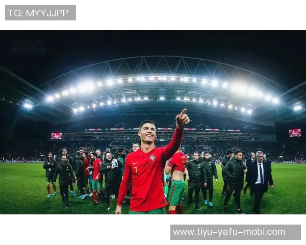 帕夫洛维奇谈足球偶像C罗的努力与胜利渴望引发共鸣